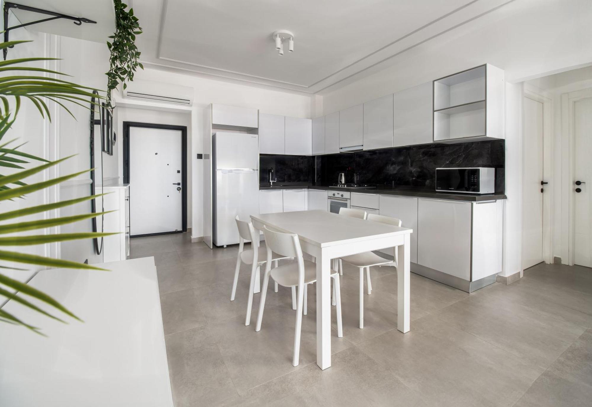 Caesar Blue Seaside Luxury Apartments Gastria Bagian luar foto
