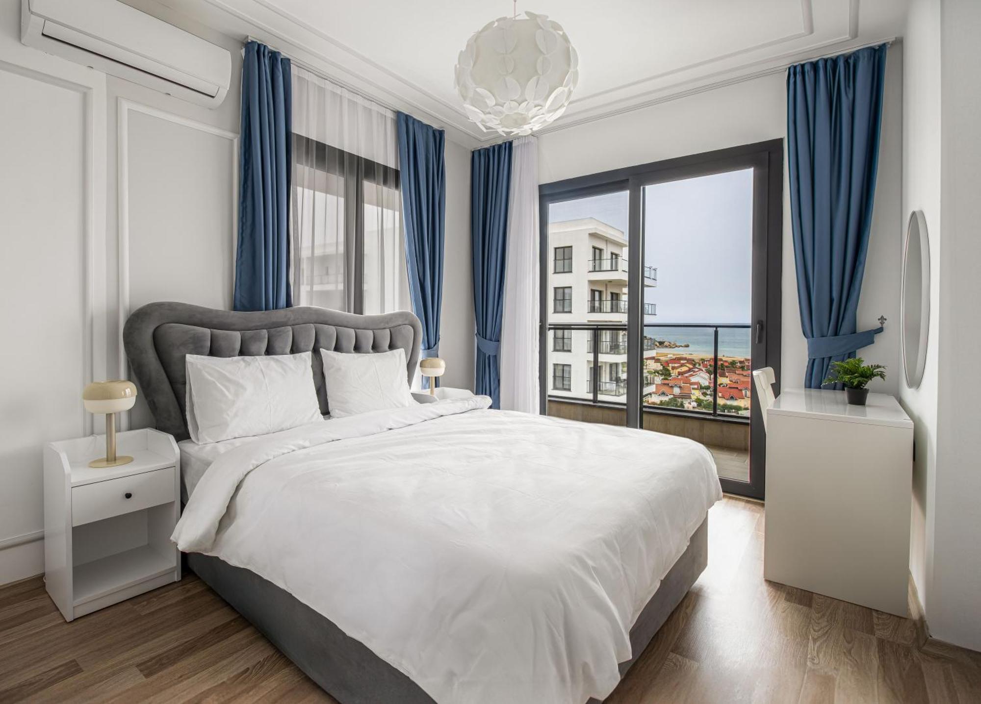 Caesar Blue Seaside Luxury Apartments Gastria Bagian luar foto