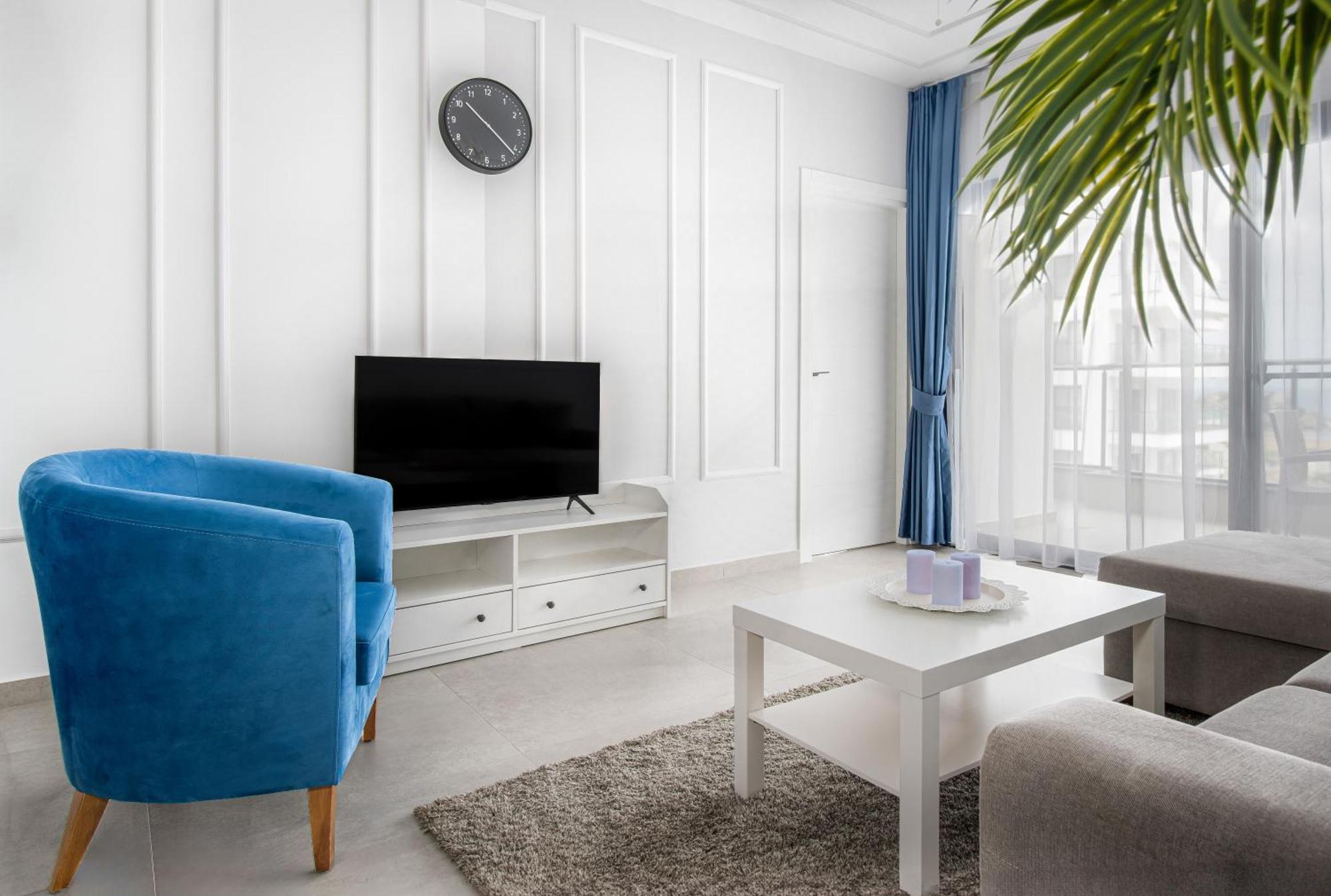 Caesar Blue Seaside Luxury Apartments Gastria Bagian luar foto
