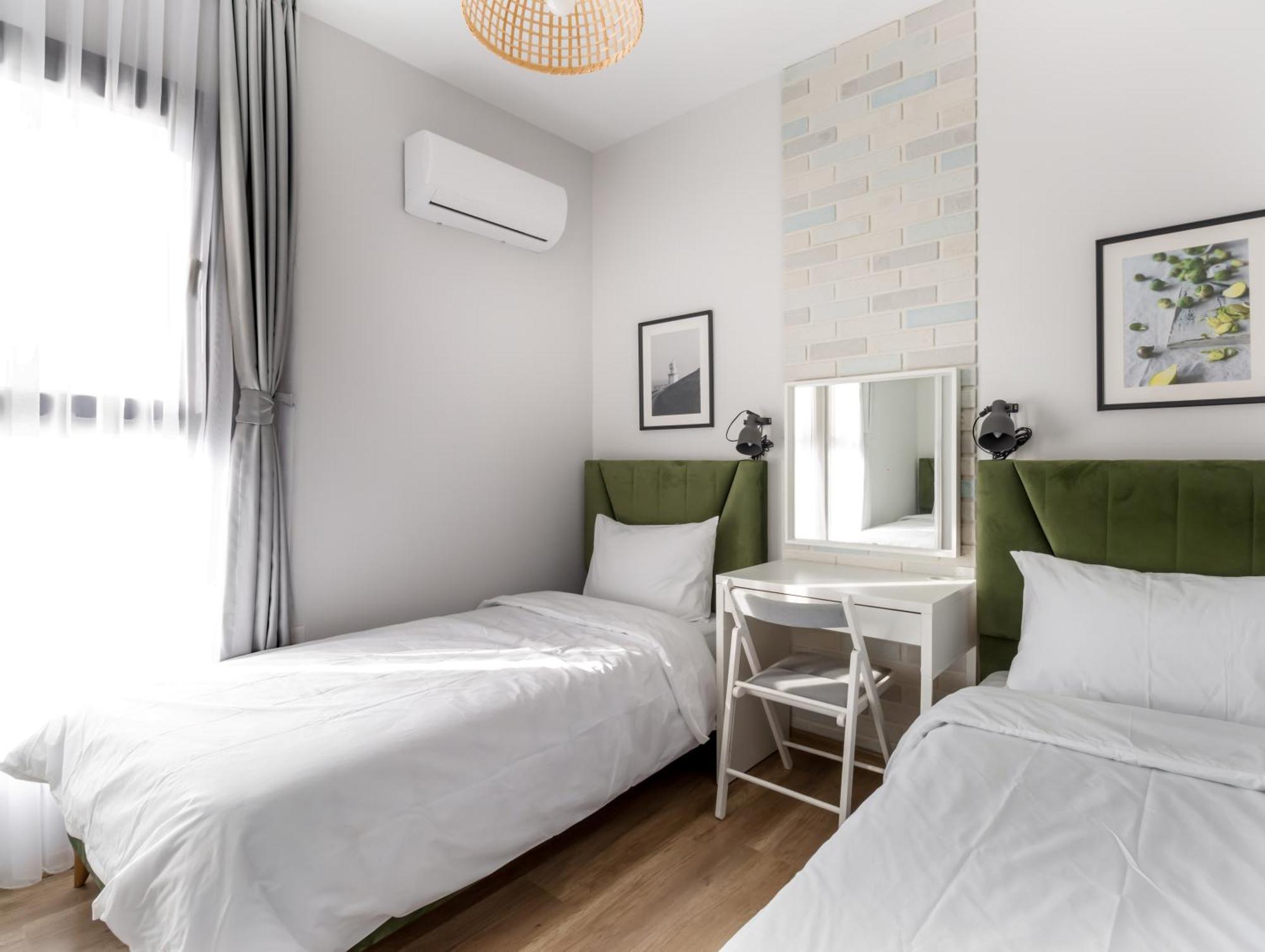 Caesar Blue Seaside Luxury Apartments Gastria Bagian luar foto