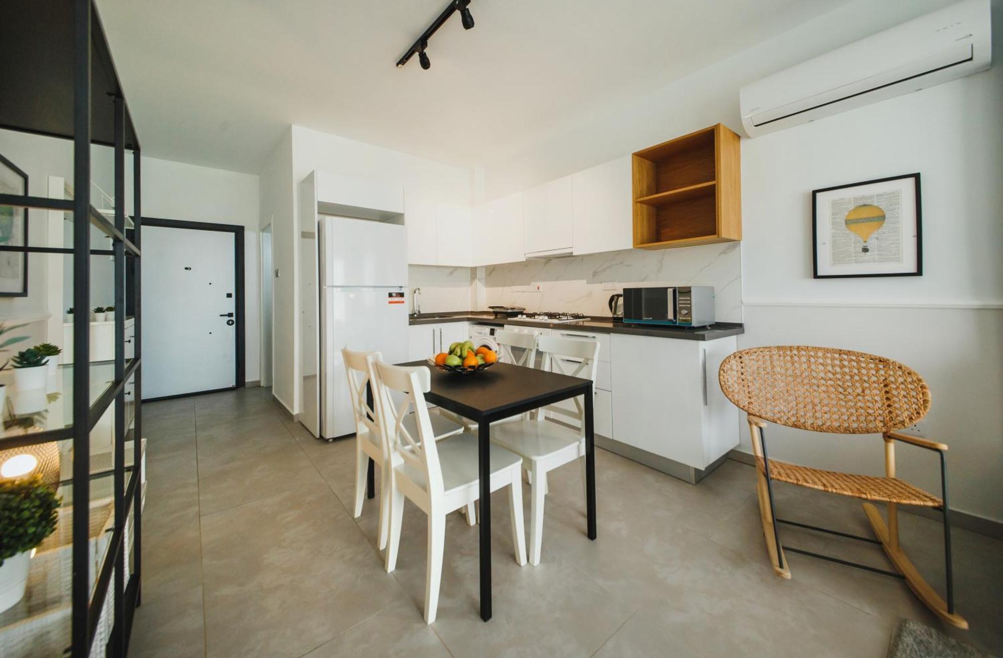 Caesar Blue Seaside Luxury Apartments Gastria Bagian luar foto