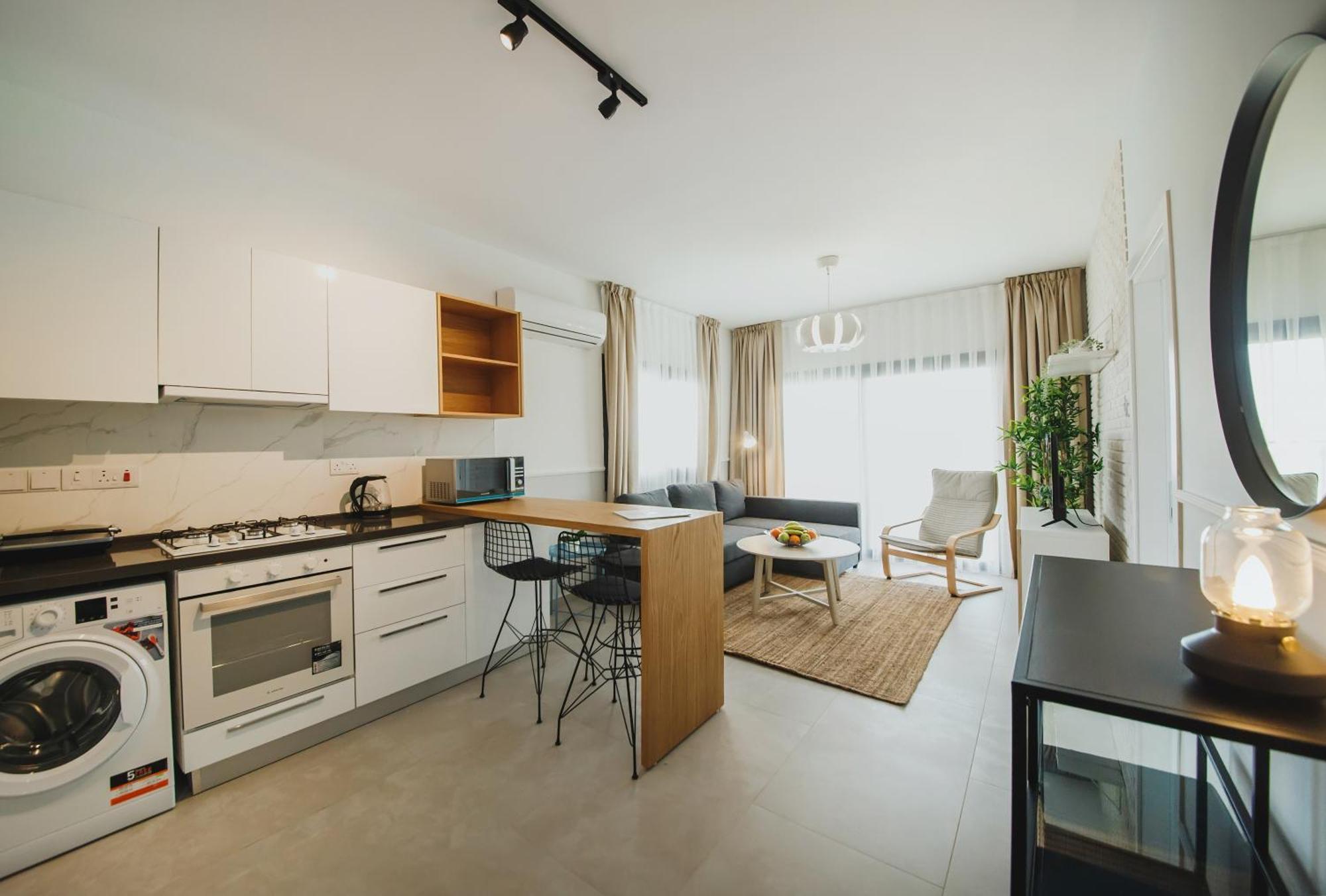 Caesar Blue Seaside Luxury Apartments Gastria Bagian luar foto
