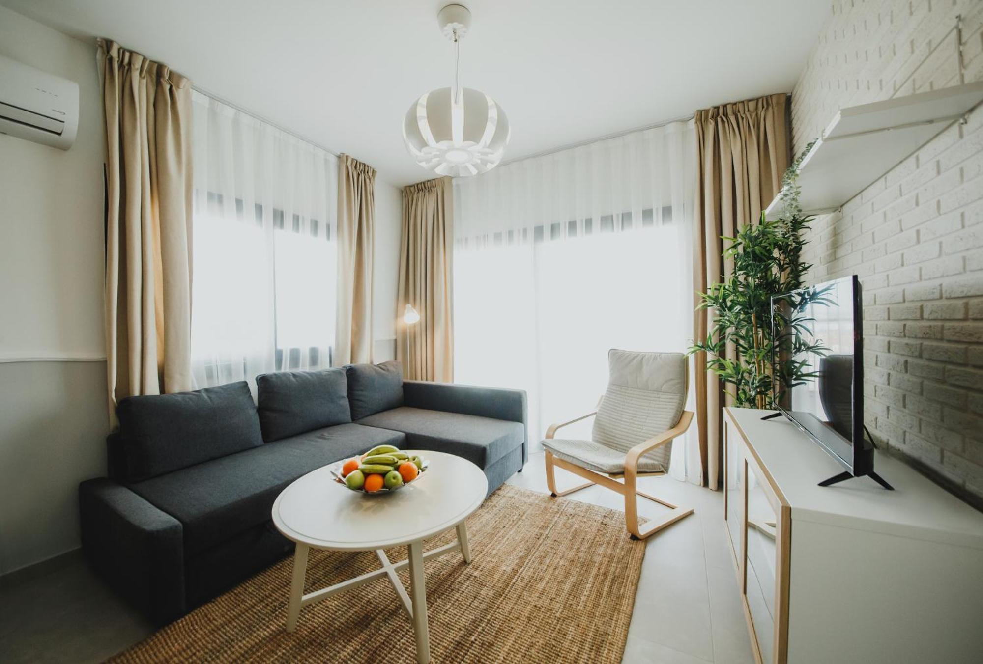 Caesar Blue Seaside Luxury Apartments Gastria Bagian luar foto